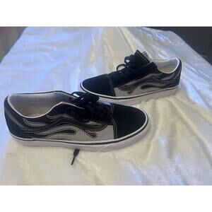 VANS Old Skool Reflective Flame Sports Shoe Men’s 10 Women’s 7.5.